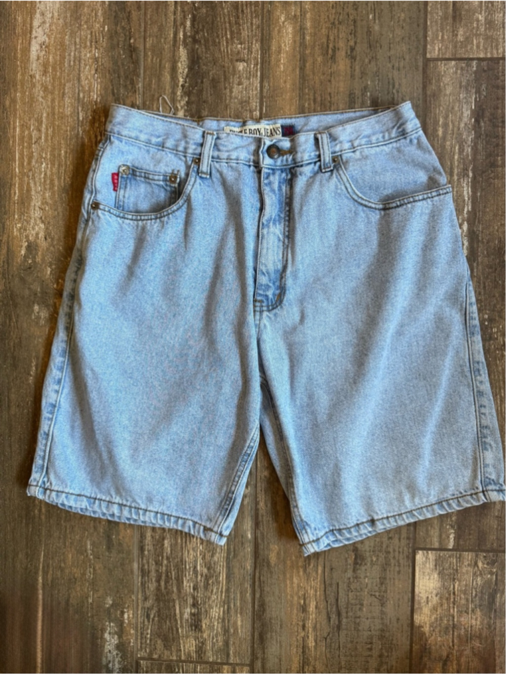 Vintage Bugle Boy Jeans Light Wash Denim Shorts size 32